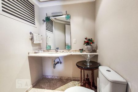 Apartamento à venda com 257m², 4 quartos e 4 vagasLavabo