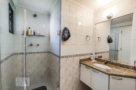 Apartamento à venda com 257m², 4 quartos e 4 vagasBanheiro da Suíte 2