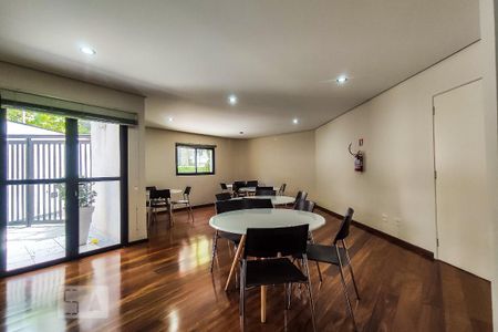 Apartamento à venda com 257m², 4 quartos e 4 vagasÁrea comum - Salão de festas