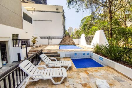 Apartamento à venda com 257m², 4 quartos e 4 vagasÁrea Comum - Piscina