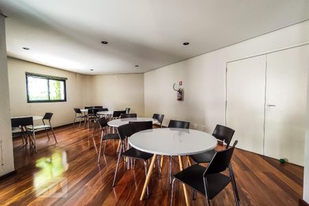 Apartamento à venda com 257m², 4 quartos e 4 vagasÁrea Comum - Salão de Festas