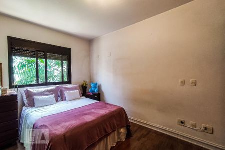 Apartamento à venda com 257m², 4 quartos e 4 vagasSuíte 1