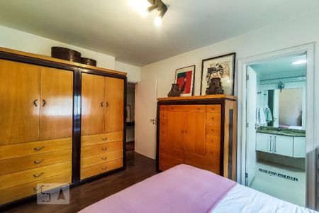 Apartamento à venda com 257m², 4 quartos e 4 vagasSuíte 1