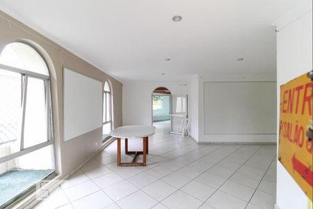 Apartamento à venda com 68m², 2 quartos e 1 vagaSalão de Festas