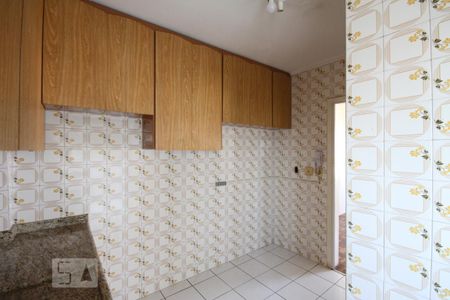 Apartamento à venda com 68m², 2 quartos e 1 vagaCozinha