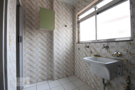 Apartamento à venda com 68m², 2 quartos e 1 vagaÁrea de Serviço