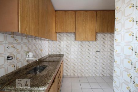 Apartamento à venda com 68m², 2 quartos e 1 vagaCozinha