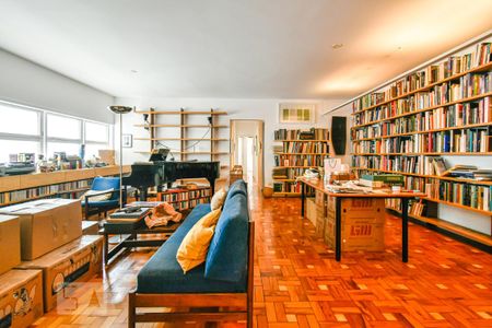 Apartamento à venda com 143m², 3 quartos e 1 vaga Apartamento à venda com 143m², 3 quartos e 1 vagaSala