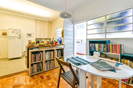 Apartamento à venda com 143m², 3 quartos e 1 vaga Apartamento à venda com 143m², 3 quartos e 1 vagaCopa