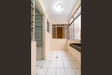 Apartamento para alugar com 68m², 2 quartos e sem vagaÁrea de serviço