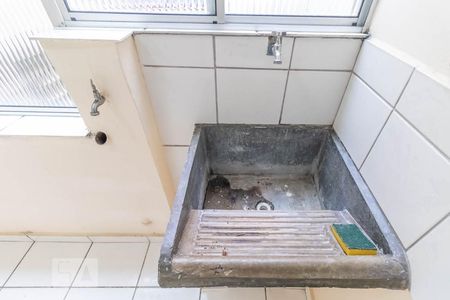 Apartamento para alugar com 68m², 2 quartos e sem vagaÁrea de serviço