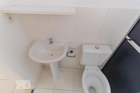 Apartamento para alugar com 44m², 2 quartos e 1 vaga Apartamento para alugar com 44m², 2 quartos e 1 vagaDetalhe banheiro