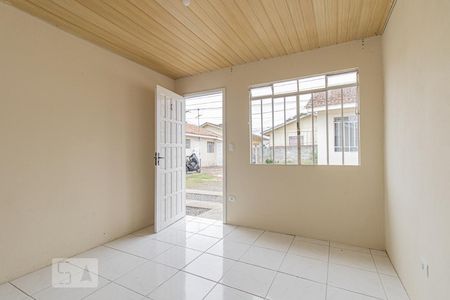 Sala de casa para alugar com 3 quartos, 70m² em Guaíra, Curitiba