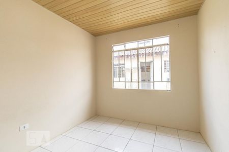 Quarto 2 de casa para alugar com 3 quartos, 70m² em Guaíra, Curitiba