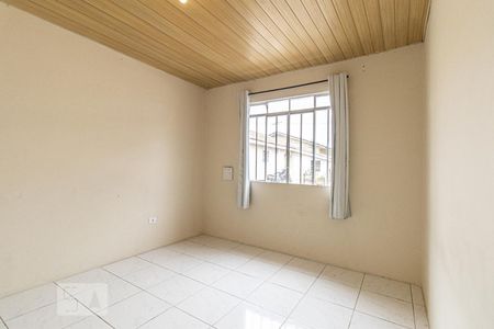 Quarto 1 de casa para alugar com 3 quartos, 70m² em Guaíra, Curitiba