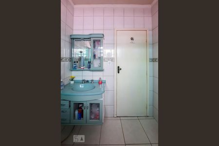 Casa à venda com 470m², 5 quartos e 7 vagas Casa à venda com 470m², 5 quartos e 7 vagasBanheiro