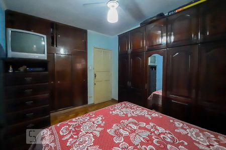 Casa à venda com 470m², 5 quartos e 7 vagas Casa à venda com 470m², 5 quartos e 7 vagasQuarto 1