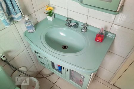 Casa à venda com 470m², 5 quartos e 7 vagas Casa à venda com 470m², 5 quartos e 7 vagasBanheiro