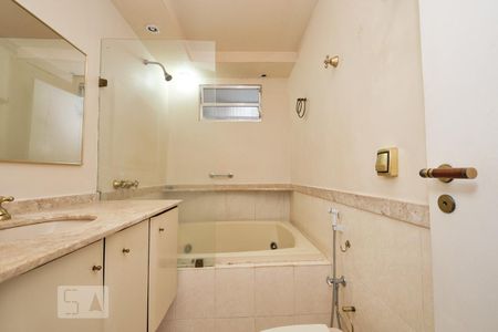 Banheiro Suíte de apartamento à venda com 3 quartos, 110m² em Tijuca, Rio de Janeiro