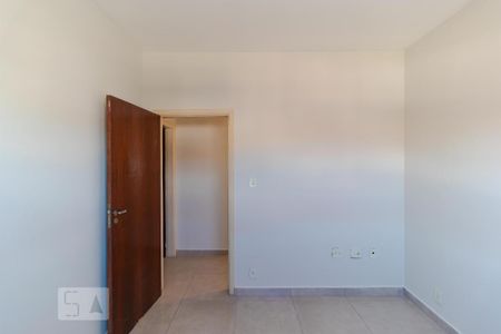 Casa para alugar com 100m², 3 quartos e sem vaga Casa para alugar com 100m², 3 quartos e sem vagaQuarto 02