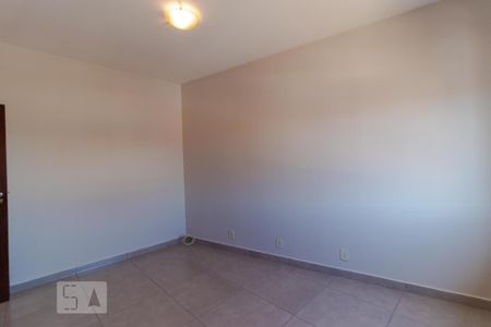 Casa para alugar com 100m², 3 quartos e sem vaga Casa para alugar com 100m², 3 quartos e sem vagaQuarto 01