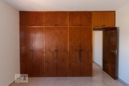 Casa para alugar com 100m², 3 quartos e sem vaga Casa para alugar com 100m², 3 quartos e sem vagaQuarto 01