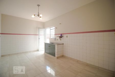 Casa para alugar com 100m², 3 quartos e sem vaga Casa para alugar com 100m², 3 quartos e sem vagaCozinha
