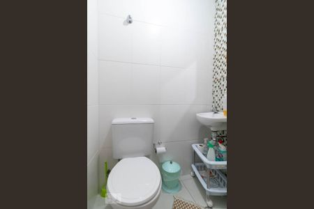 Lavabo de kitnet/studio para alugar com 1 quarto, 49m² em Pinheiros, São Paulo