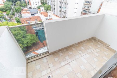 Varanda de kitnet/studio para alugar com 1 quarto, 49m² em Pinheiros, São Paulo