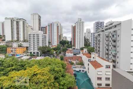 Suíte - vista de kitnet/studio para alugar com 1 quarto, 49m² em Pinheiros, São Paulo