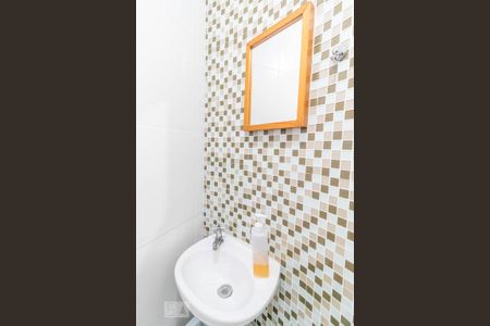 Lavabo de kitnet/studio para alugar com 1 quarto, 49m² em Pinheiros, São Paulo