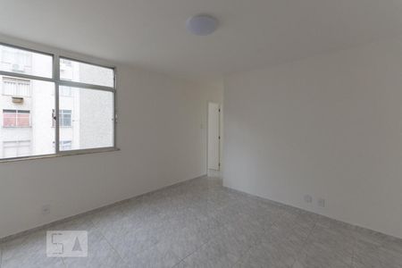 Sala de apartamento para alugar com 3 quartos, 80m² em Vila Isabel, Rio de Janeiro