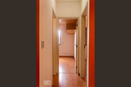 Corredor de apartamento à venda com 2 quartos, 47m² em Jardim Prudência, São Paulo