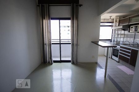 Sala de kitnet/studio para alugar com 1 quarto, 50m² em Pinheiros, São Paulo