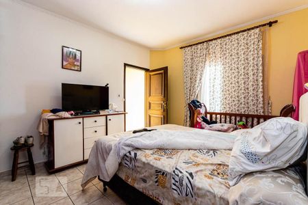 Casa à venda com 200m², 3 quartos e 3 vagasQuarto suíte 