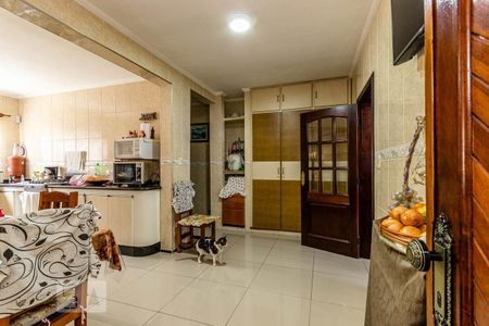 Casa à venda com 200m², 3 quartos e 3 vagasCozinha