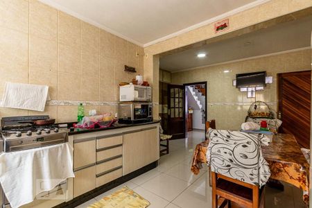 Casa à venda com 200m², 3 quartos e 3 vagasCozinha