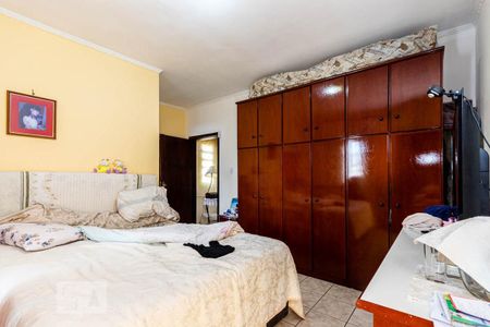 Casa à venda com 200m², 3 quartos e 3 vagasQuarto suíte 