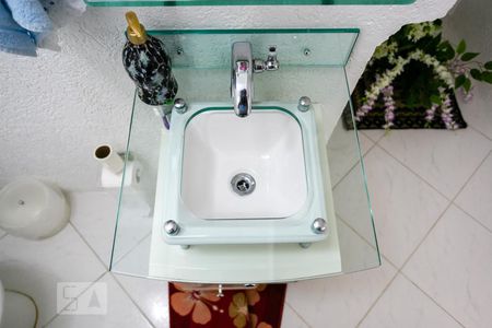 Lavabo de casa à venda com 3 quartos, 240m² em Água Fria, São Paulo