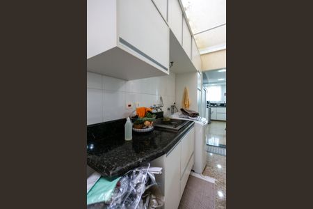 Casa à venda com 240m², 3 quartos e 3 vagasÁrea de Serviço