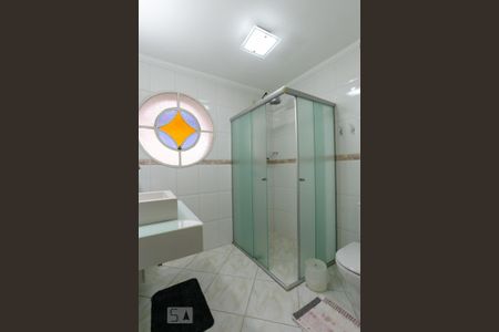 Casa à venda com 240m², 3 quartos e 3 vagasBanheiro