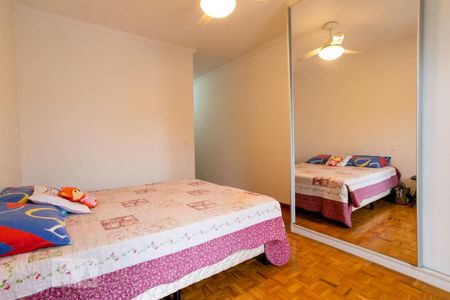 Casa à venda com 240m², 3 quartos e 3 vagasSuíte 2