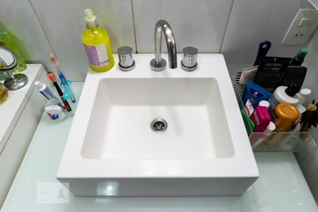 Casa à venda com 240m², 3 quartos e 3 vagasBanheiro da Suíte 1