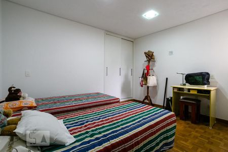 Casa à venda com 240m², 3 quartos e 3 vagasQuarto