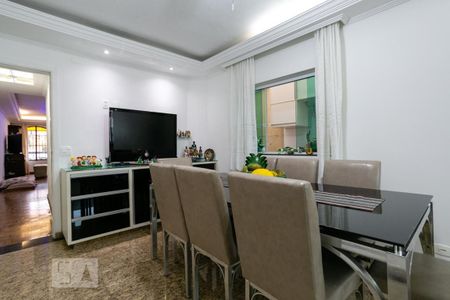 Casa à venda com 240m², 3 quartos e 3 vagasCopa