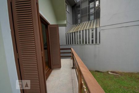 Casa à venda com 396m², 5 quartos e 4 vagasSacada Quarto 3 Suíte