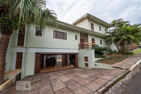 Casa à venda com 396m², 5 quartos e 4 vagasFachada