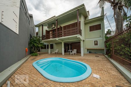 Casa à venda com 396m², 5 quartos e 4 vagasPiscina