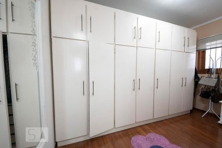 Casa à venda com 396m², 5 quartos e 4 vagasQuarto 4 Suíte