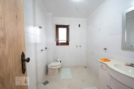 Casa à venda com 396m², 5 quartos e 4 vagasBanheiro 2